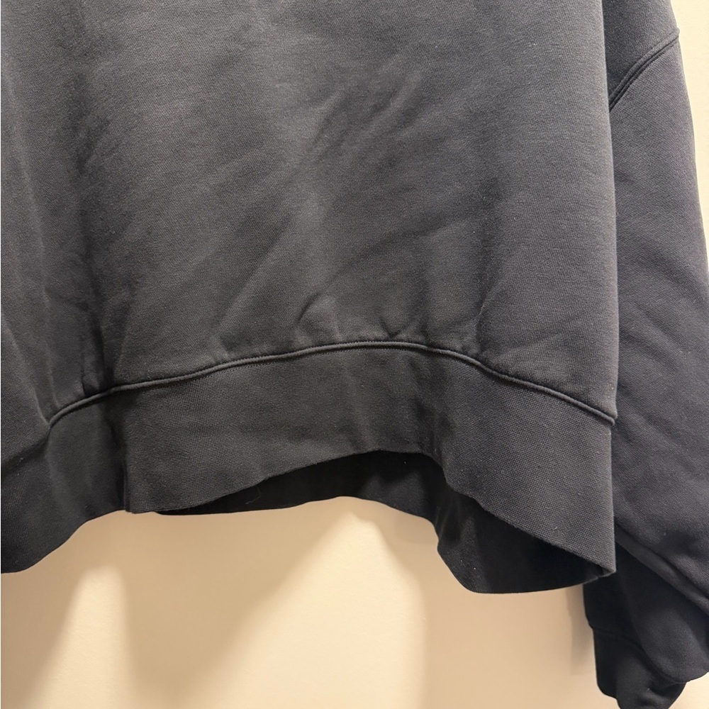 Nike Oversized Cropped Sweatshirt Women's Medium Crewneck Pullover Streetwear - Picture 12 of 15